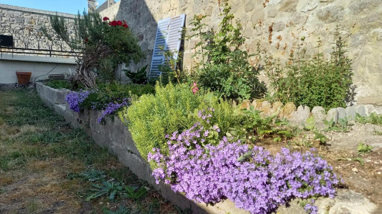 Le Gite Des Murmures Urcel Εξωτερικό φωτογραφία